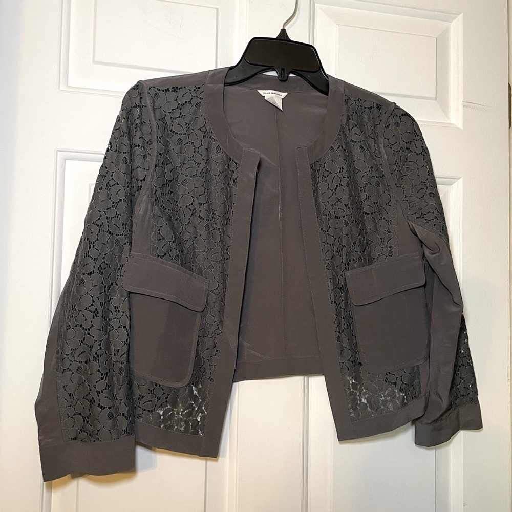 Club Monaco Woman’s Silk Lace Blazer Size XS Cardigan Gray 3/4 Sleeve Cropped